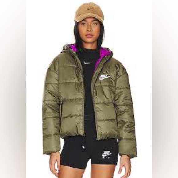 WOMEN NIKE COAT - Picture 4 of 7